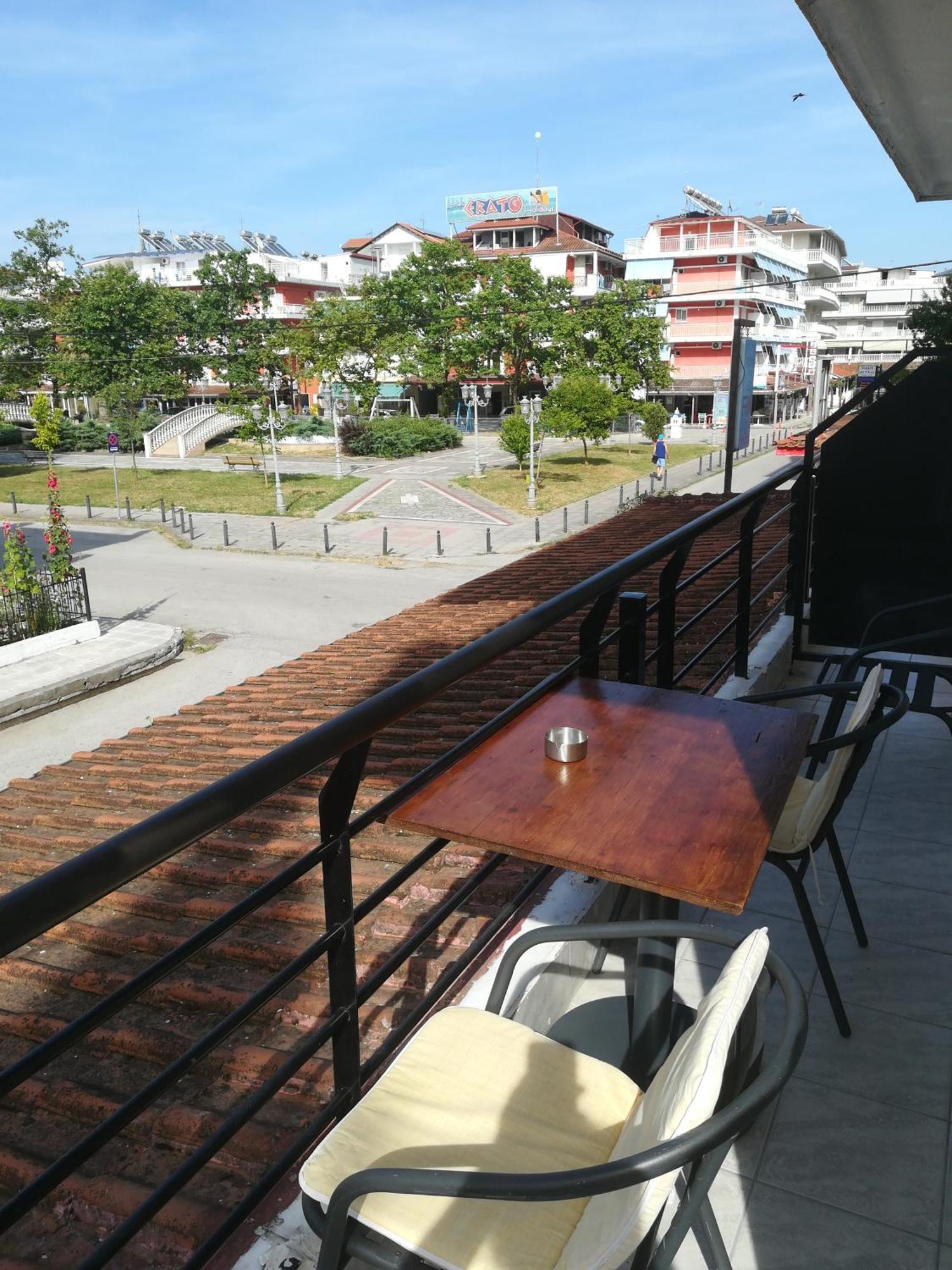 Frini Apartments And Studios Паралия-Катерини Номер фото